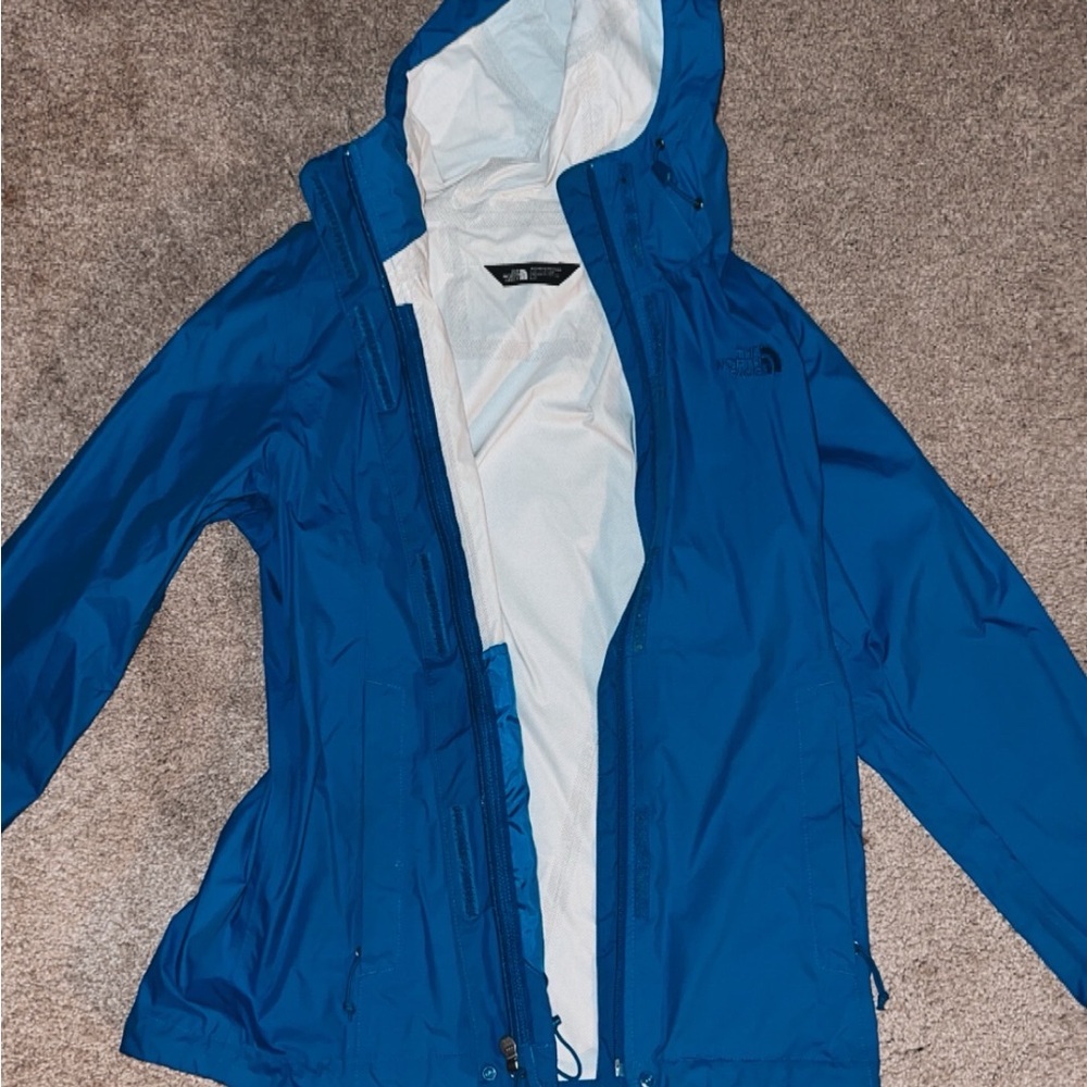 The North Face Women's Vibrant Blue Ski Jacket